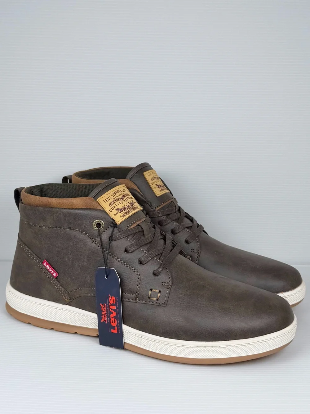 Levi’s Men’s Brown Mid Top Casual Boots Sneakers NWT Size 12 Comfort Insole